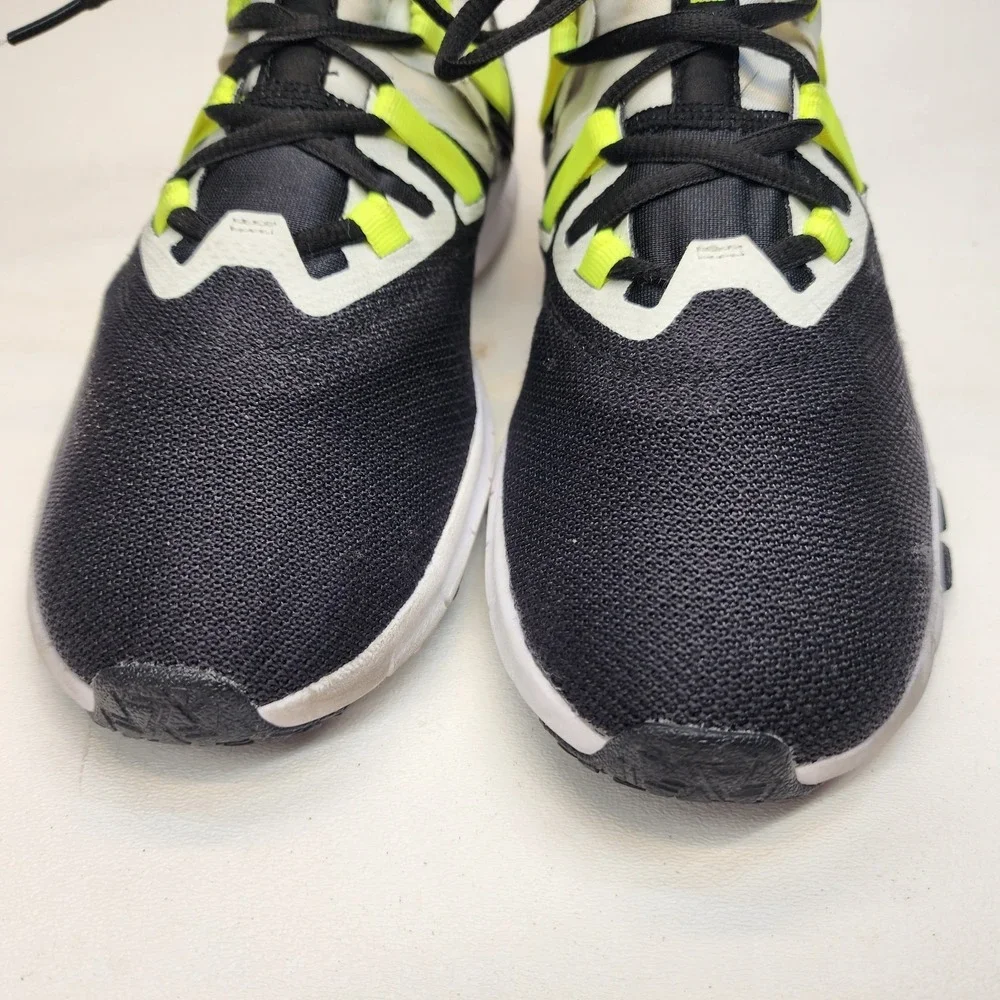 Mens Size 8 Nike Flexmethod TR BQ3063-008 Athletic Running Sneakers